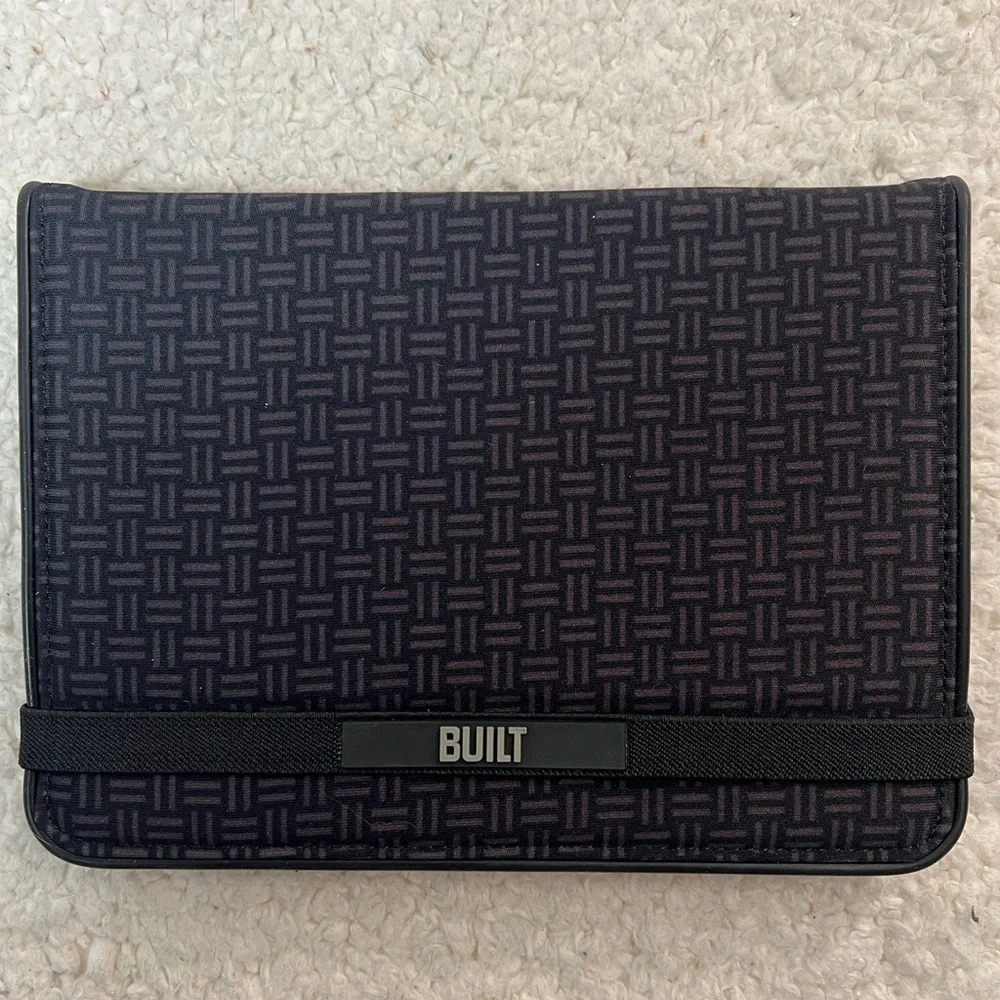 Built NY Slim Cover for Kindle Fire HD 7